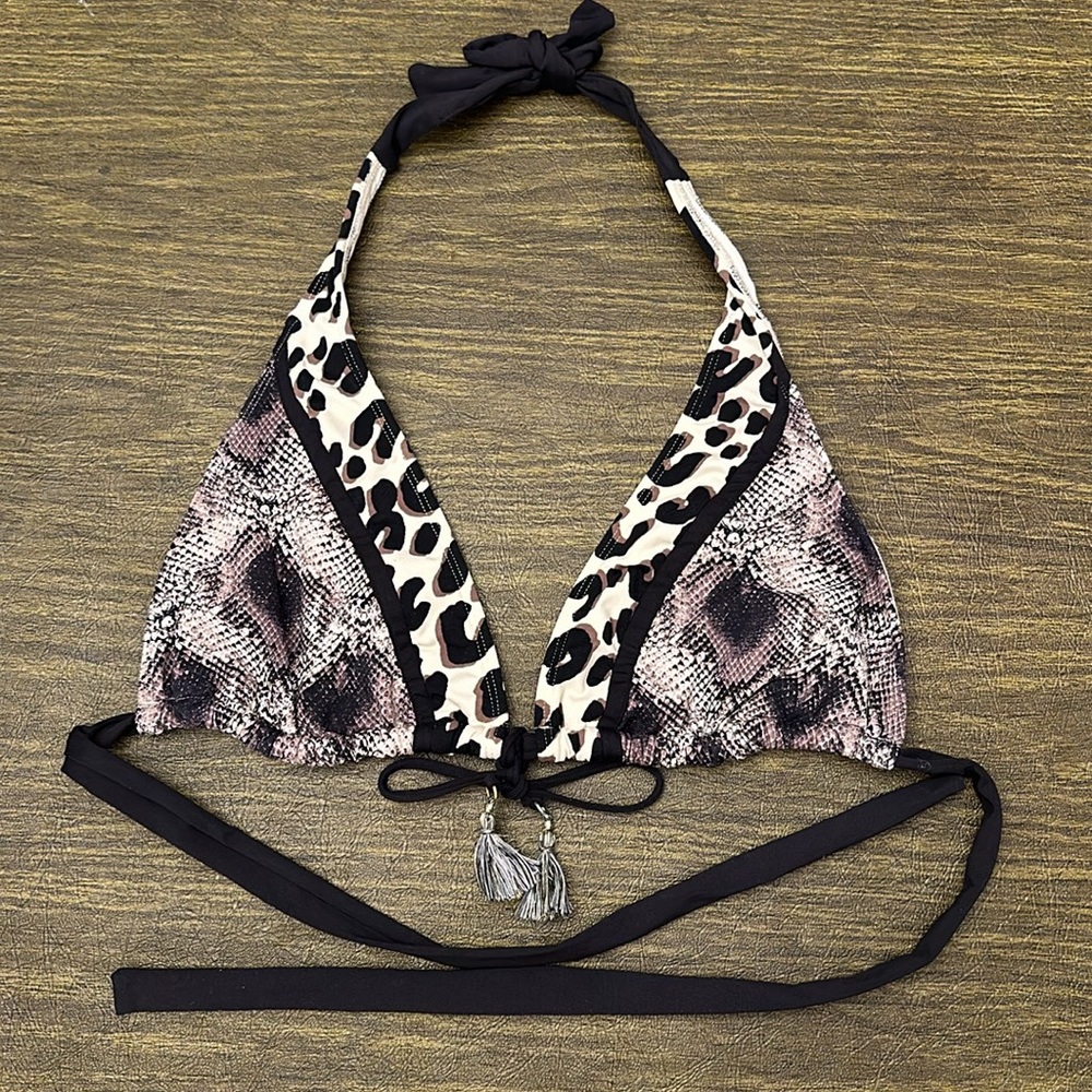 Swim top, size 12. Excellent condition.